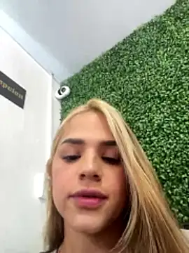 Sara  Secret online show from January 8, 6:54 pm