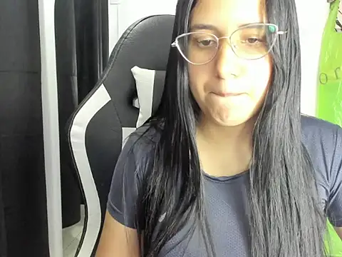 queen findom1 online show from November 13, 9:25 pm