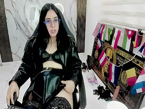 Snapshot of queen_findom1 chatting on July 14, 10:21 am queen findom1 online show from July 14, 10:21 am