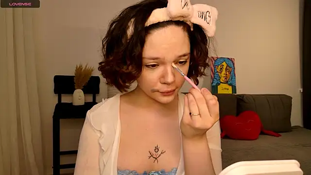 Sweety cheeky online show from February 10, 3:32 am