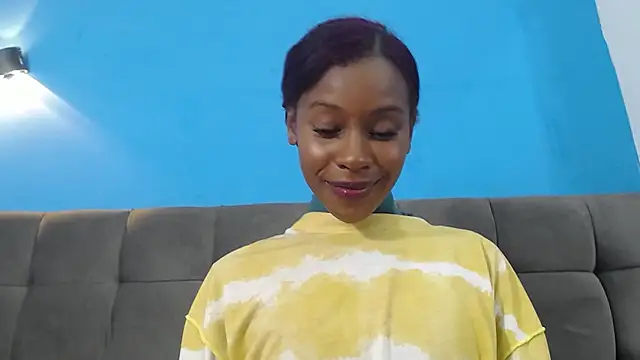 Aliis Love online show from November 22, 10:58 am