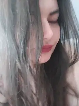 Snapshot of _bade_tasci_ chatting on May 22, 2:01 pm bade tasci online show from May 22, 2:01 pm