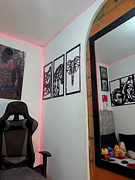 MIKE KILIANjs online show from April 21, 1:39 pm