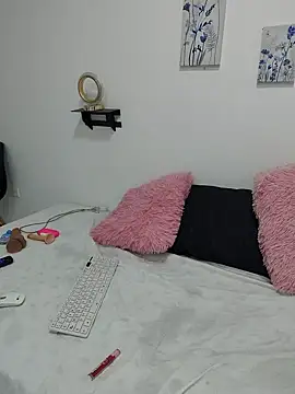 Lailahadi online show from November 27, 1:57 pm