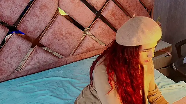 Snapshot of aprilrussell_ chatting on November 10, 1:10 pm aprilrussell online show from November 10, 1:10 pm