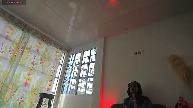 Camile Queen online show from November 10, 8:08 pm