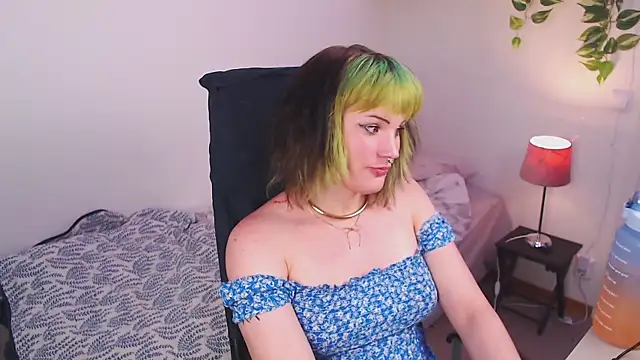 slutty violet online show from June 3, 2:44 pm