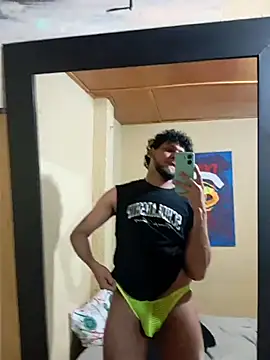 prototipoA45 online show from December 3, 4:09 am