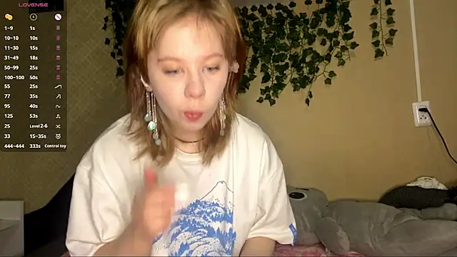 Snapshot of SheritaKohrs chatting on November 9, 4:11 am SheritaKohrs online show from November 9, 4:11 am