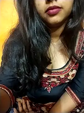 Sexy Divya   online show from March 22, 6:22 pm