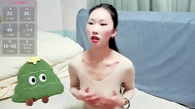 QIQIZHAO-2025 online show from November 28, 12:41 pm