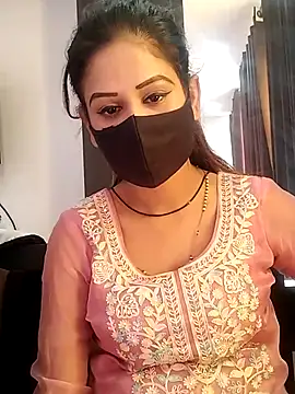 black and white choco online show from January 11, 8:19 am