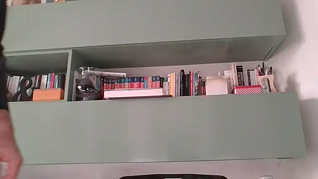 Snapshot of CuteDaddy92 chatting on December 18, 12:44 pm CuteDaddy92 online show from December 18, 12:44 pm