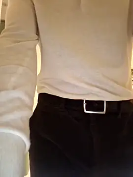 Snapshot of CuteDaddy92 chatting on December 20, 2:29 am CuteDaddy92 online show from December 20, 2:29 am