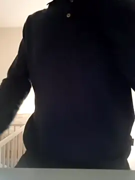 Snapshot of CuteDaddy92 chatting on January 15, 9:25 am CuteDaddy92 online show from January 15, 9:25 am