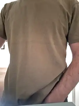 Snapshot of CuteDaddy92 chatting on February 23, 8:22 am CuteDaddy92 online show from February 23, 8:22 am