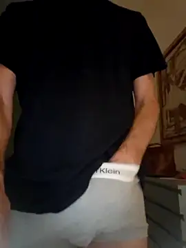 CuteDaddy92 online show from April 6, 12:19 am