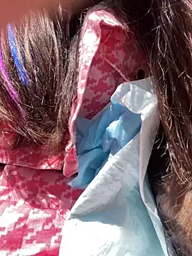 luna-sisi online show from April 4, 5:27 am