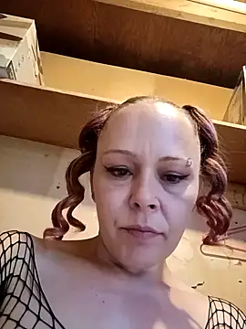 nikkibae33 online show from March 17, 11:19 pm