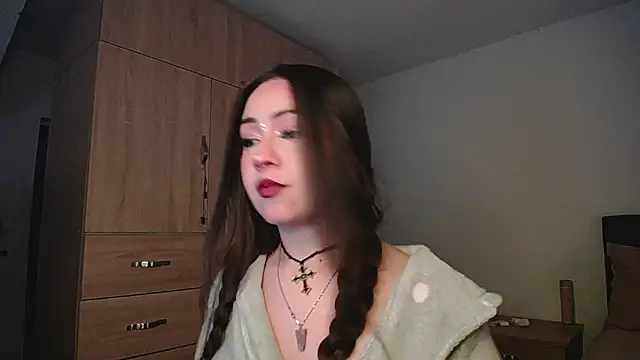  Pariiss online show from March 21, 8:01 pm