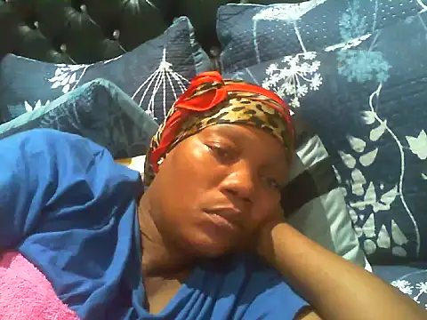 DustyLucy02 online show from March 16, 8:40 am