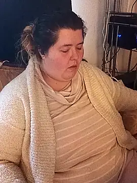 mayflower420 online show from March 16, 8:02 pm