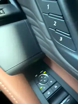 Snapshot of IAAAOKKK chatting on November 11, 6:46 am IAAAOKKK online show from November 11, 6:46 am