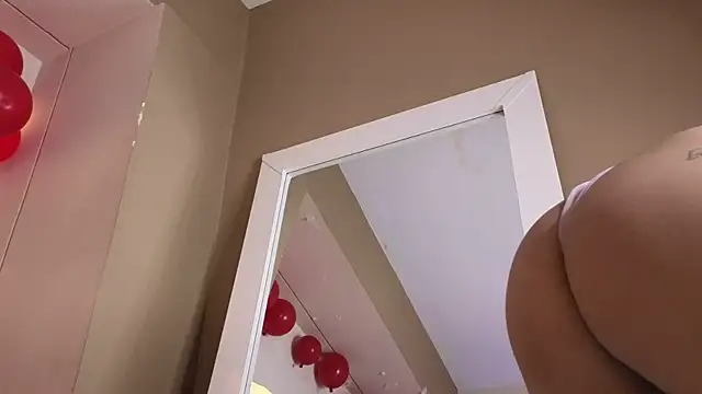 BellaRooux online show from February 21, 12:28 pm