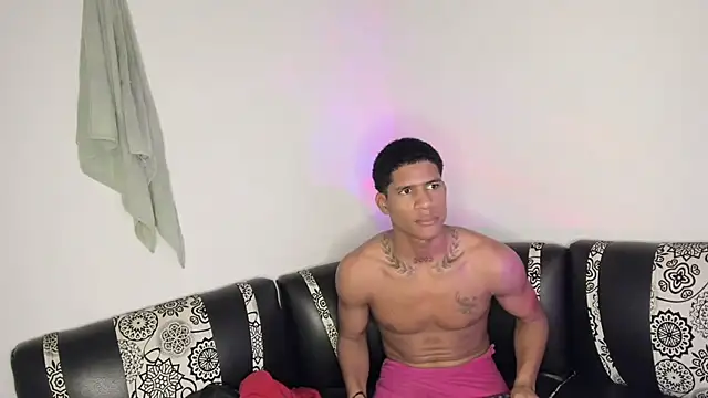 JUANBIGCOCK21CM online show from April 17, 6:11 pm