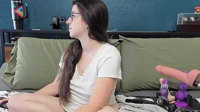 Snapshot of Sammie_Ray chatting on February 24, 2:59 pm Sammie Ray online show from February 24, 2:59 pm