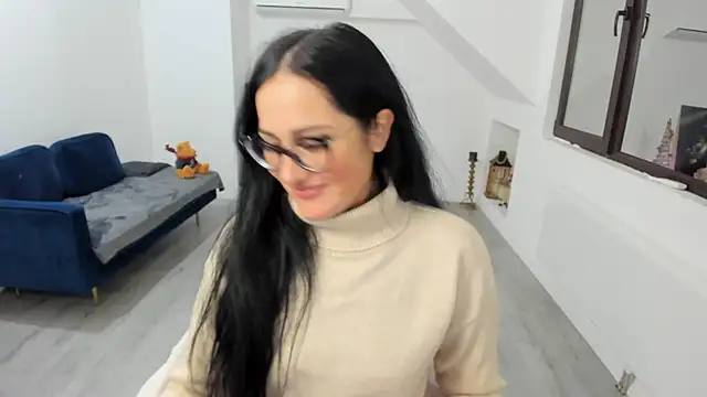 AnyaEvy online show from December 20, 5:36 am