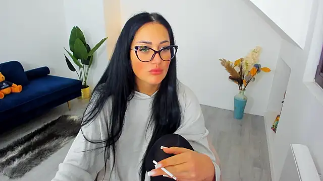 AnyaEvy online show from March 7, 4:20 am