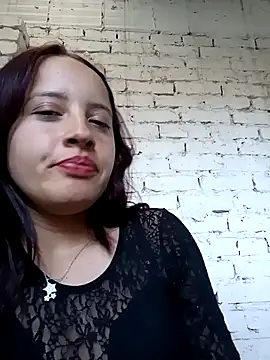 Snapshot of Chloe_2-4 chatting on November 8, 9:46 pm Chloe 2-4 online show from November 8, 9:46 pm