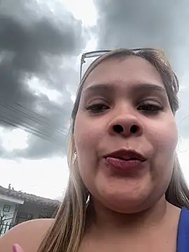 Snapshot of MelodySanz chatting on February 15, 7:10 pm MelodySanz online show from February 15, 7:10 pm