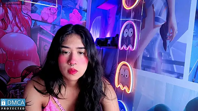 sofia sstonee  online show from December 15, 11:03 am