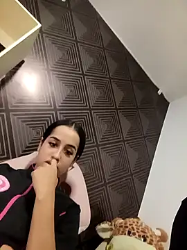 VirginPussyAnita18 online show from November 7, 8:09 pm