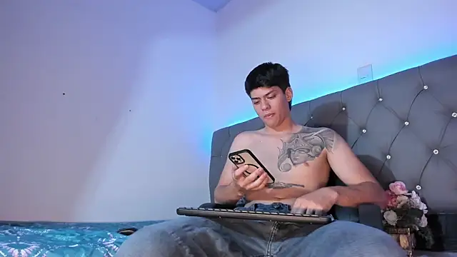 joseph clark online show from November 10, 11:53 am