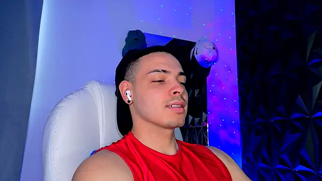 Maxwell Dupont online show from January 12, 8:47 pm