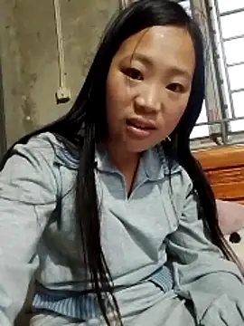 Yumiik2kk online show from December 15, 10:30 am