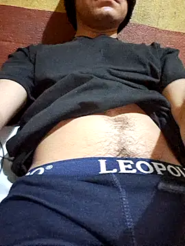 Snapshot of Dav354 chatting on November 9, 7:39 am Dav354 online show from November 9, 7:39 am