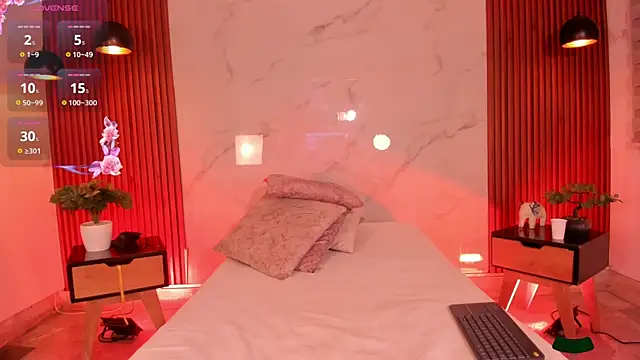 sara  gomez online show from February 24, 3:48 am