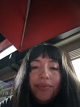 Snapshot of Luna_juicy chatting on November 22, 3:27 am Luna juicy online show from November 22, 3:27 am