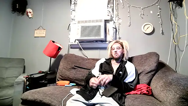 trickydickydaddy online show from May 29, 5:38 am