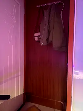 xoxo7799 online show from December 16, 4:12 pm