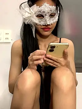 Tiny-122 online show from January 18, 6:23 pm