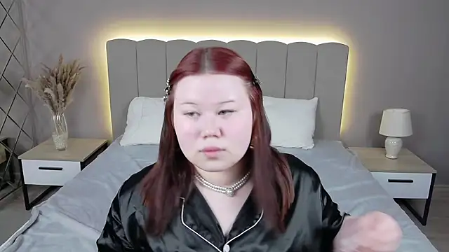 EvaNova  online show from April 9, 10:42 am