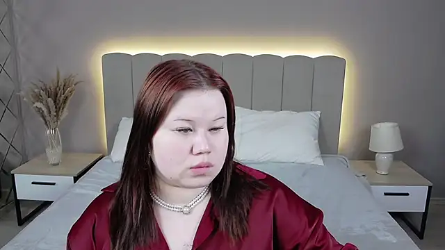 EvaNova  online show from April 18, 8:18 am