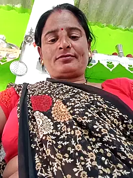 Quin love143 online show from December 5, 6:00 am