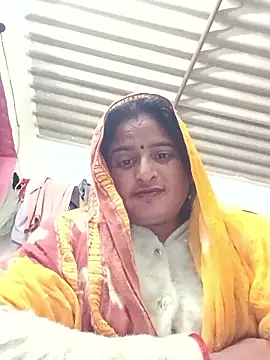 Quin love143 online show from January 6, 11:40 pm