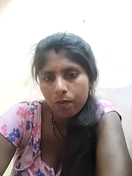 Snapshot of Maya_mohni chatting on April 24, 8:17 am Maya mohni online show from April 24, 8:17 am